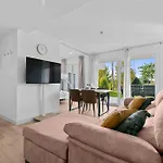 Alcazaba Lagoon Luxury Retreat Estepona