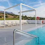 Alcazaba Lagoon Luxury Retreat
