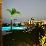 Alcazaba Lagoon Luxury Retreat