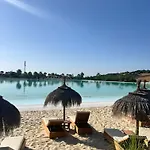 Alcazaba Lagoon Luxury Retreat * Estepona