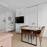 Alcazaba Lagoon Luxury Retreat