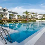Apartment Alcazaba Lagoon Luxury Retreat Estepona