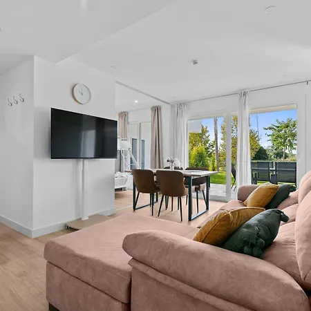 Alcazaba Lagoon Luxury Retreat Estepona