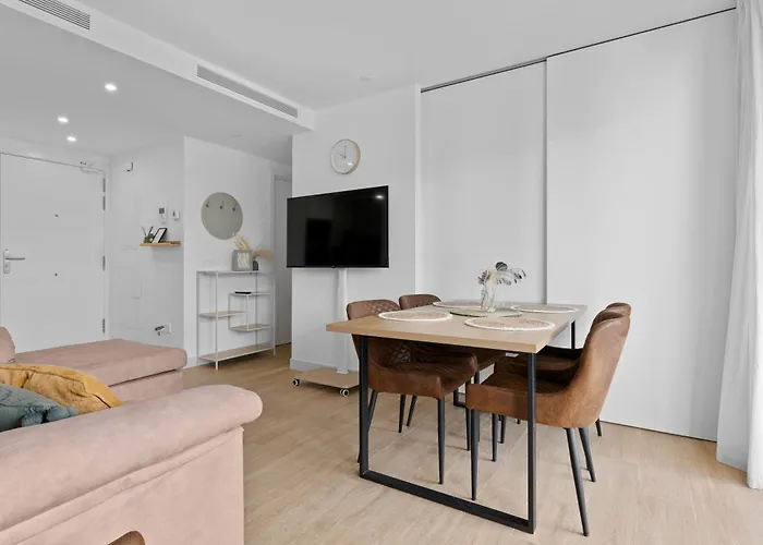 Alcazaba Lagoon Luxury Retreat Appartement *