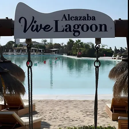 Alcazaba Lagoon Luxury Retreat *